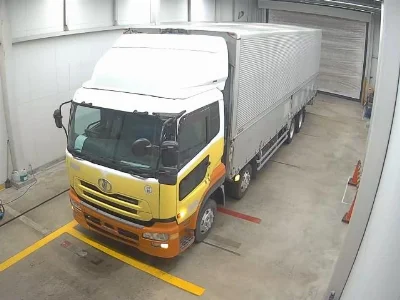 NISSAN UD