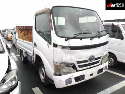 TOYOTA DYNA