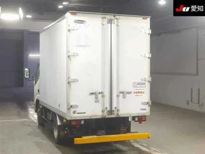 TOYOTA DYNA