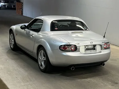 MAZDA ROADSTER