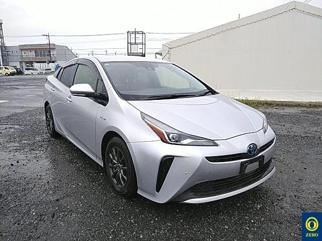Toyota Prius 2019 из Японии