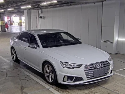 AUDI S4 AVANTE