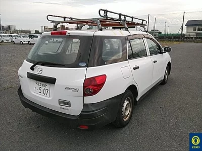 MAZDA FAMILIA VAN