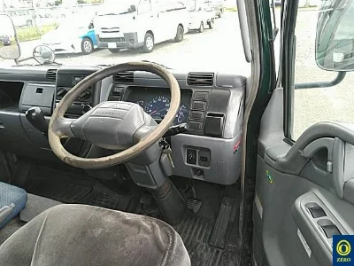 MITSUBISHI CANTER