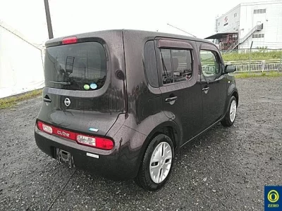NISSAN CUBE