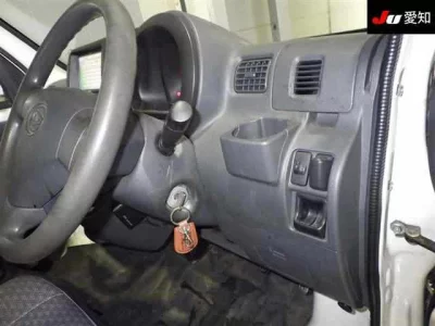 DAIHATSU HIJET VAN
