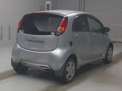 MITSUBISHI I
