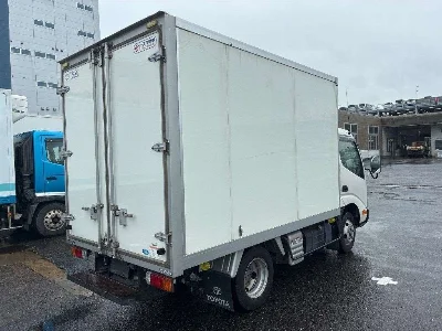 TOYOTA DYNA
