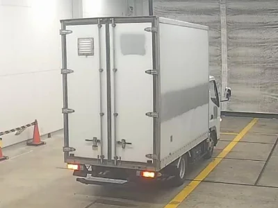 MITSUBISHI CANTER