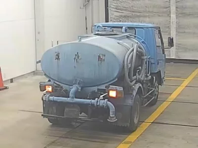 MITSUBISHI CANTER