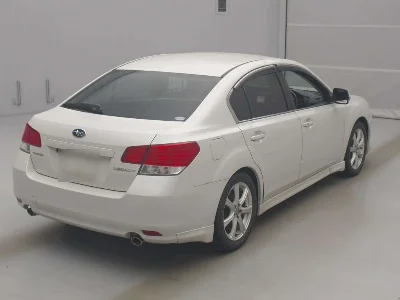SUBARU LEGACY B4