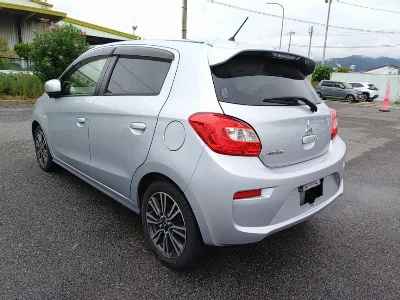 MITSUBISHI MIRAGE