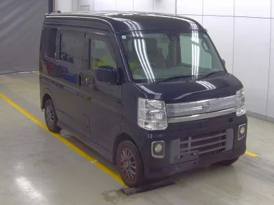 NISSAN CLIPPER VAN