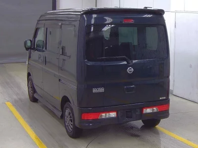 NISSAN CLIPPER VAN