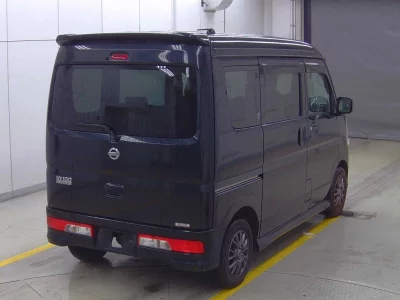 NISSAN CLIPPER VAN