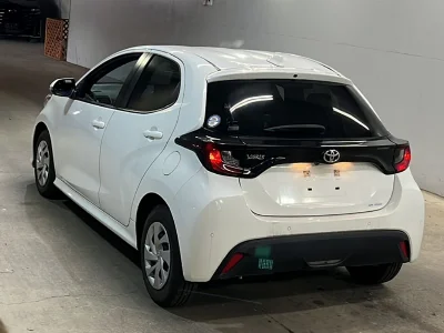 TOYOTA YARIS