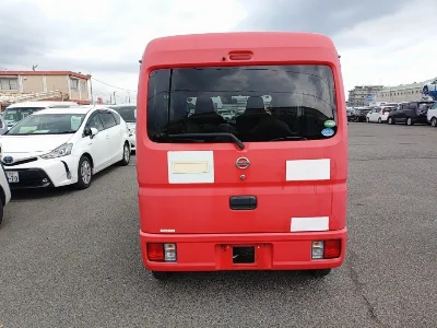 NISSAN CLIPPER VAN