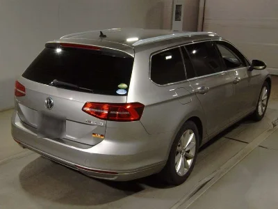 VOLKSWAGEN PASSAT VARIANT