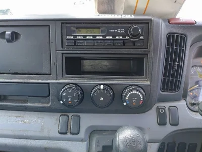 MITSUBISHI CANTER