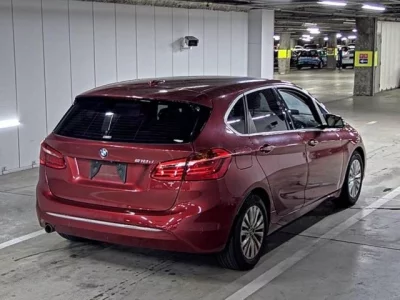 BMW 2 SERIES