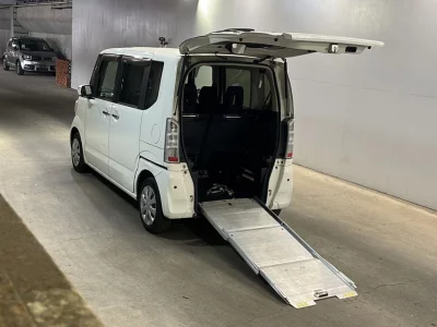 HONDA N BOX PLUS