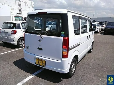 NISSAN CLIPPER VAN