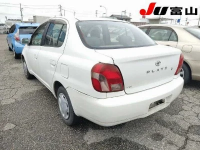 TOYOTA PLATZ