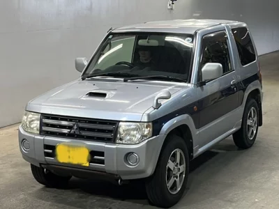 MITSUBISHI PAJERO MINI