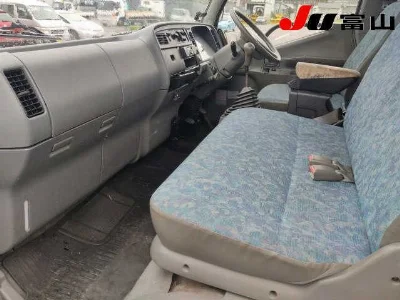 MITSUBISHI CANTER