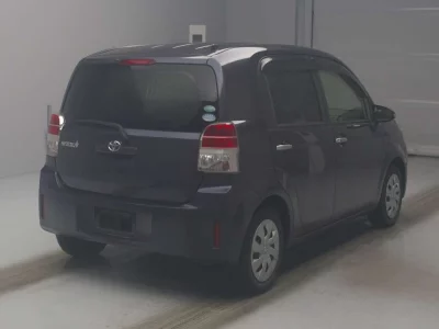 TOYOTA SPADE