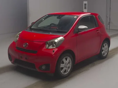 TOYOTA IQ