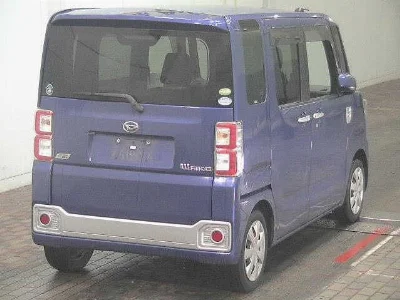 DAIHATSU WAKE