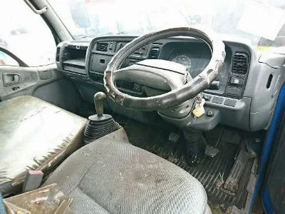 MITSUBISHI CANTER