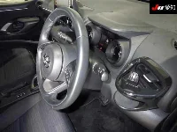 Цена авто Toyota Yaris с аукционов Японии, номер кузова MXPH10, пробег 20 000, оценка 3