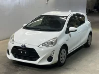 Цена авто Toyota Aqua с аукционов Японии, номер кузова NHP10, пробег 111 000, оценка 2