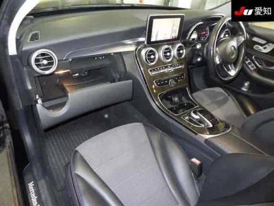 MERCEDES BENZ C CLASS