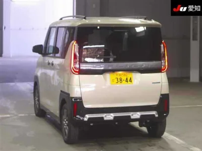 MITSUBISHI DELICA MINI