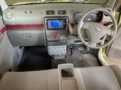 DAIHATSU MOVE CONTE