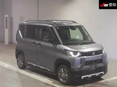 MITSUBISHI DELICA MINI