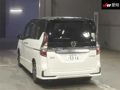 NISSAN SERENA