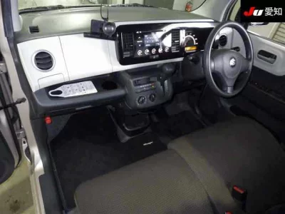 SUZUKI MRWAGON