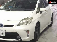 Цена авто Toyota Prius с аукционов Японии, номер кузова ZVW30, пробег 174 000, оценка 2