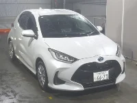 Цена авто Toyota Yaris с аукционов Японии, номер кузова MXPH10, пробег 38 000, оценка 3