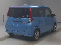 Цена авто Toyota Roomy с аукционов Японии, номер кузова M900A, пробег 172 000, оценка 7