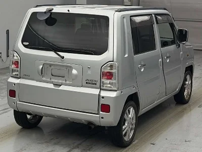 DAIHATSU NAKED