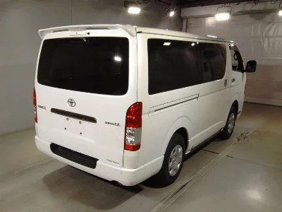 Статистика аукционов Toyota HiAce Van