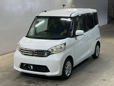 NISSAN DAYZ ROOX