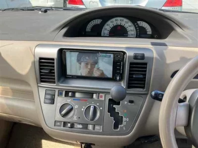 TOYOTA RAUM