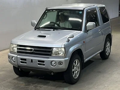 MITSUBISHI PAJERO MINI