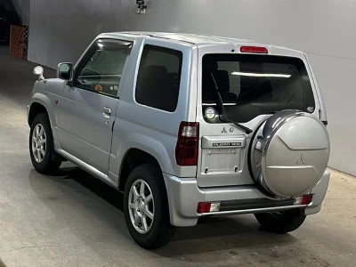 MITSUBISHI PAJERO MINI